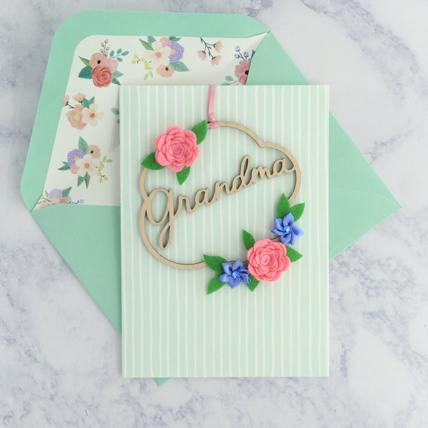 Hangable Wreath Bouquet Mother's Day Card (For Grandma)